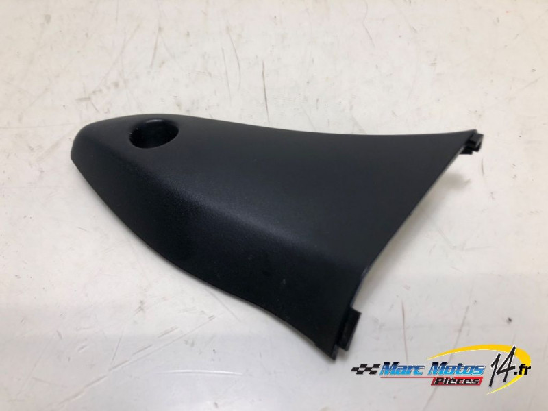 HABILLAGE DE TETE DE FOURCHE GAUCHE SUZUKI 650 SV S 2002