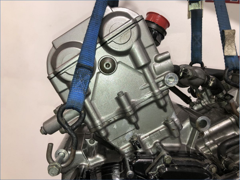 MOTEUR SUZUKI 650 SV S 2002