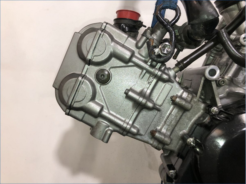MOTEUR SUZUKI 650 SV S 2002