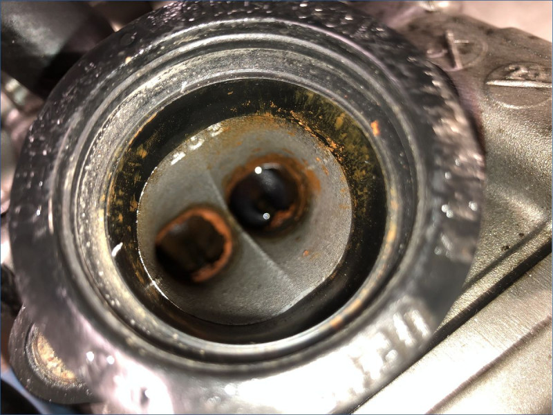 MOTEUR SUZUKI 650 SV S 2002