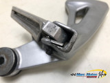 PLATINE ARRIERE DROITE SUZUKI 650 SV S 2002
