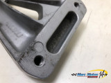 PLATINE ARRIERE GAUCHE SUZUKI 650 SV S 2002