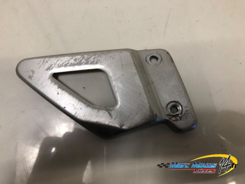 PLATINE AVANT DROITE SUZUKI 650 SV S 2002