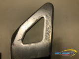 PLATINE AVANT DROITE SUZUKI 650 SV S 2002