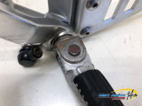 PLATINE AVANT GAUCHE SUZUKI 650 SV S 2002