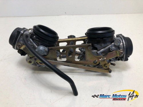 RAMPE DE CARBURATEURS SUZUKI 650 SV S 2002