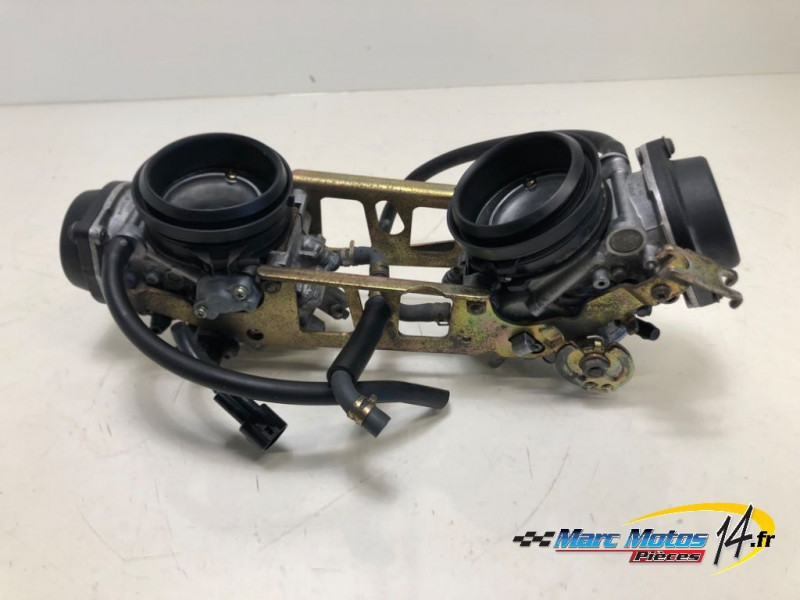 RAMPE DE CARBURATEURS SUZUKI 650 SV S 2002