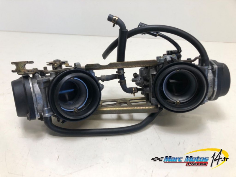 RAMPE DE CARBURATEURS SUZUKI 650 SV S 2002