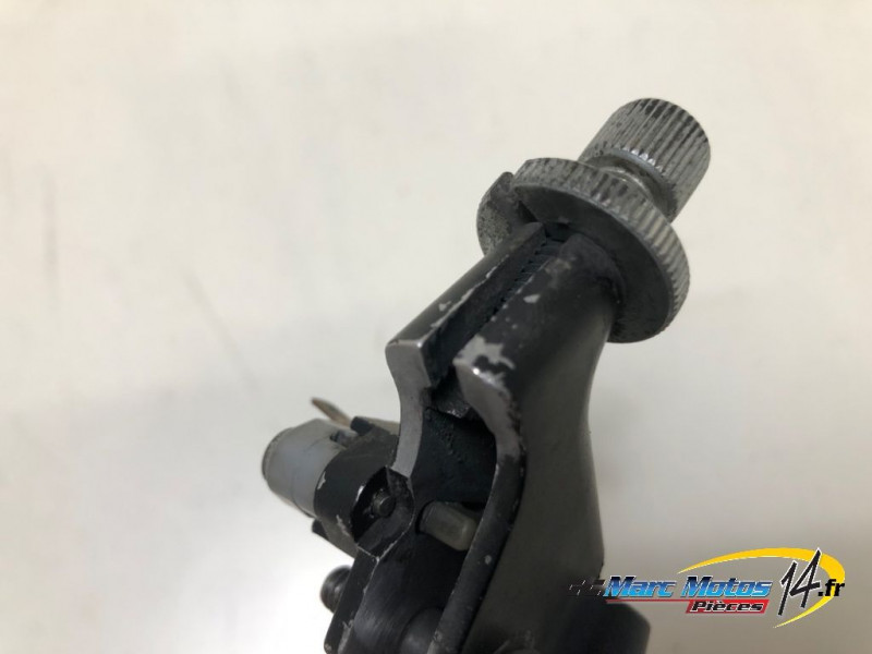 SUPPORT DE LEVIER D'EMBRAYAGE SUZUKI 650 SV S 2002