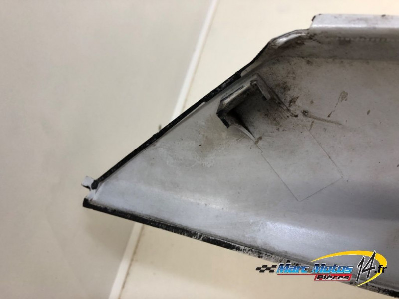 CACHE LATERAL DROIT HONDA 125 PCX 2013