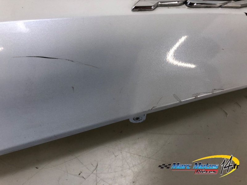 CACHE LATERAL GAUCHE HONDA 125 PCX 2013