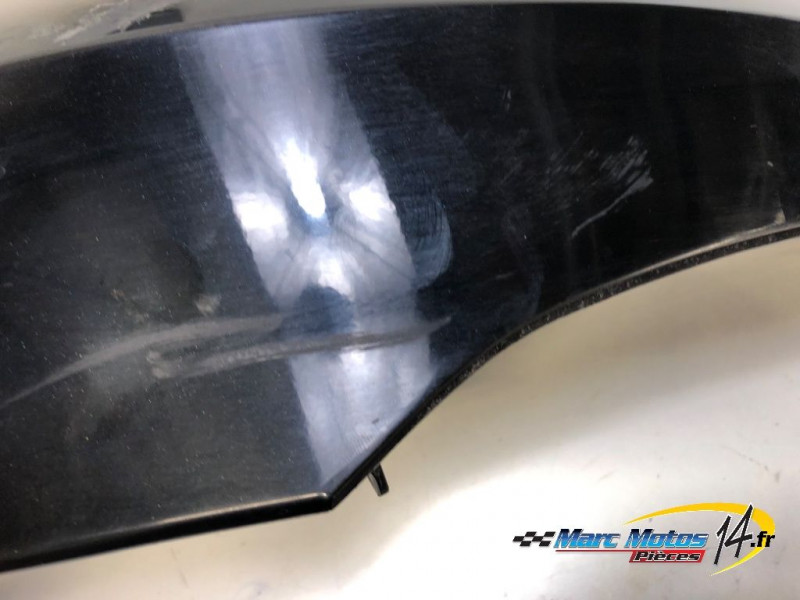CACHE LATERAL DROIT HONDA 125 PCX 2013