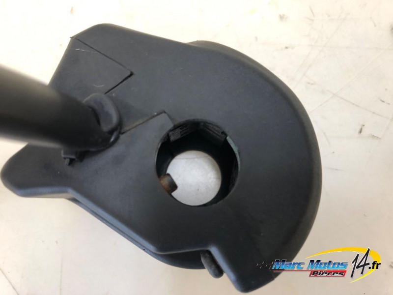 COMMODO GAUCHE HONDA 125 PCX 2013