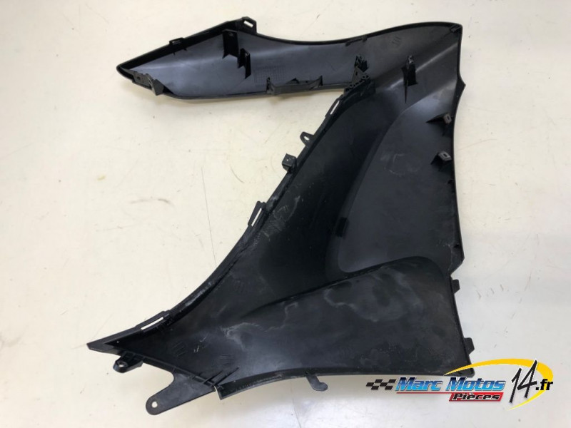 FLANC DE CARENAGE GAUCHE HONDA 125 PCX 2013