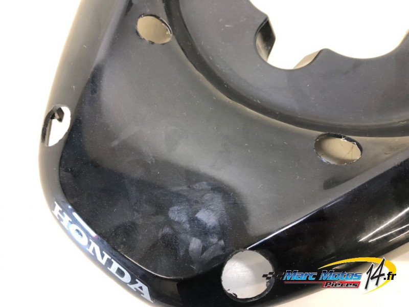 JONCTION ARRIERE DE CACHES LATERAUX HONDA 125 PCX 2013