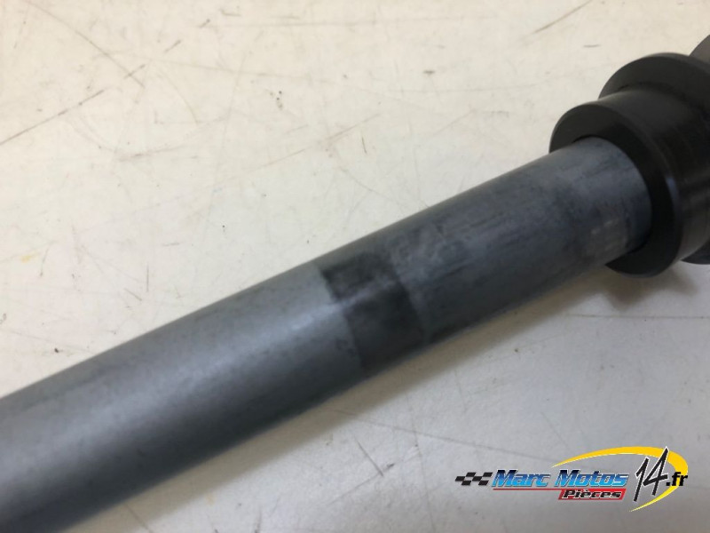 AXE DE ROUE ARRIERE APRILIA 457 RS 2024