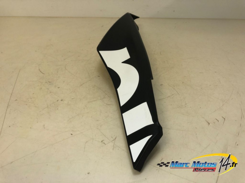 CACHE LATERAL GAUCHE APRILIA 457 RS 2024