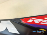 CACHE LATERAL GAUCHE APRILIA 457 RS 2024