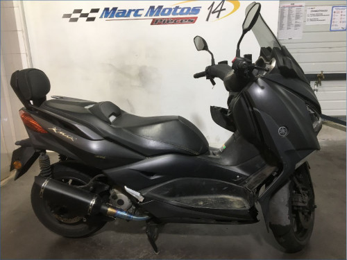 YAMAHA 300 XMAX 