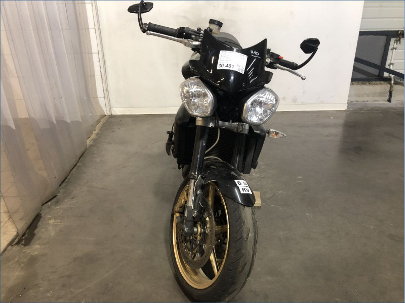 TRIUMPH 675 STREET TRIPLE R ABS