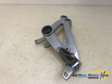 PLATINE AVANT DROITE APRILIA 457 RS 2024