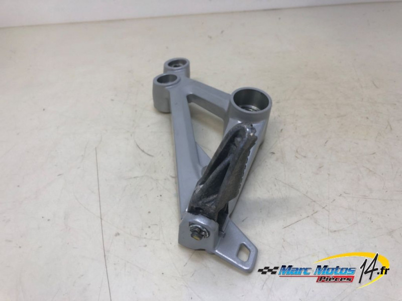 PLATINE AVANT GAUCHE APRILIA 457 RS 2024