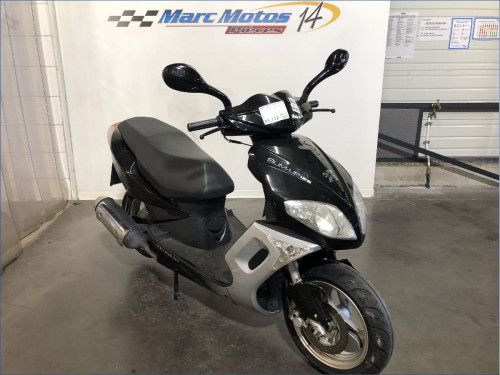 PEUGEOT 125 SUM UP 