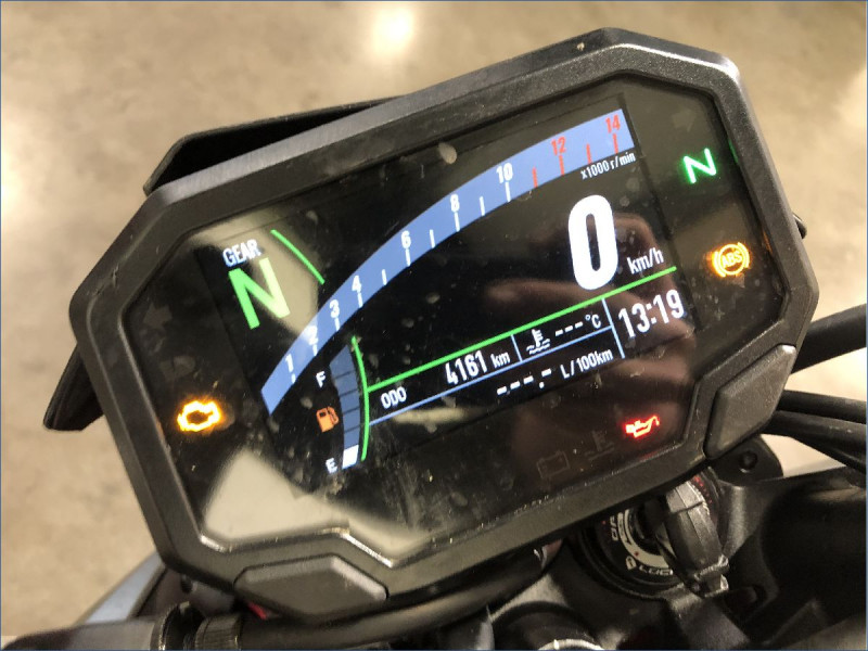 KAWASAKI Z500 ABS