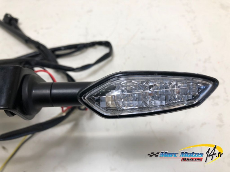 SUPPORT DE PLAQUE YAMAHA MT10 2019