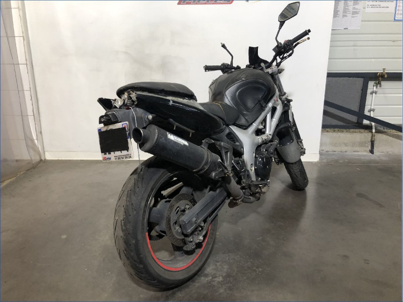 SUZUKI 650 SV N