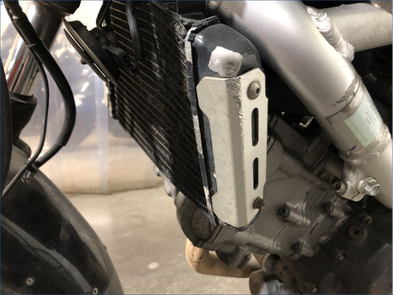 SUZUKI 650 SV N
