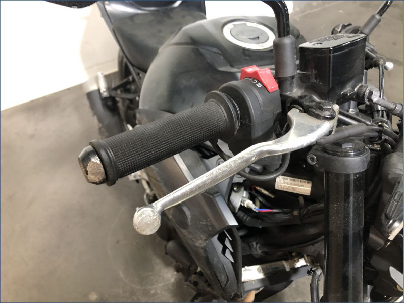 YAMAHA MT03 300 