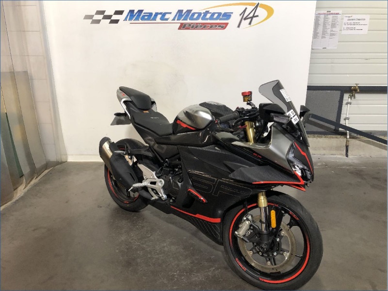 CFMOTO 450 SR 