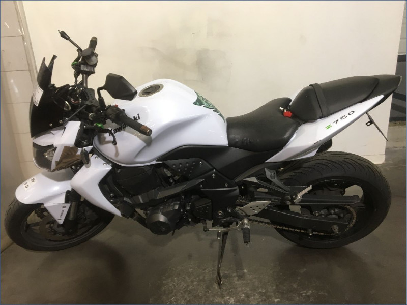 KAWASAKI Z750 N ABS