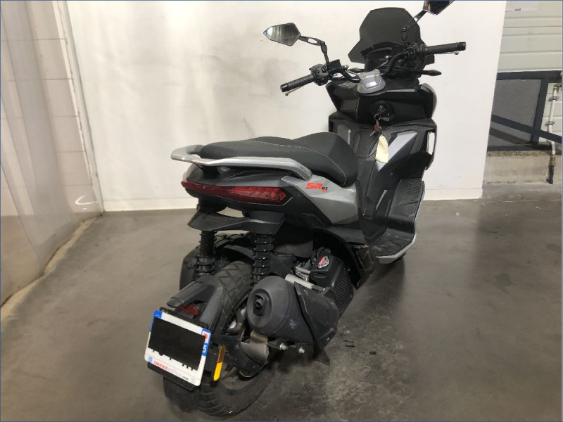 APRILIA 125 SR GT 