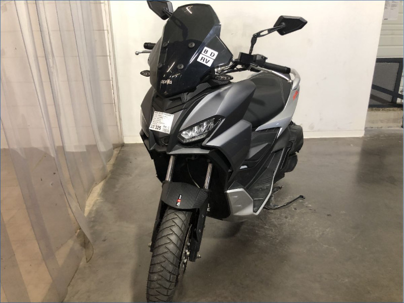 APRILIA 125 SR GT 