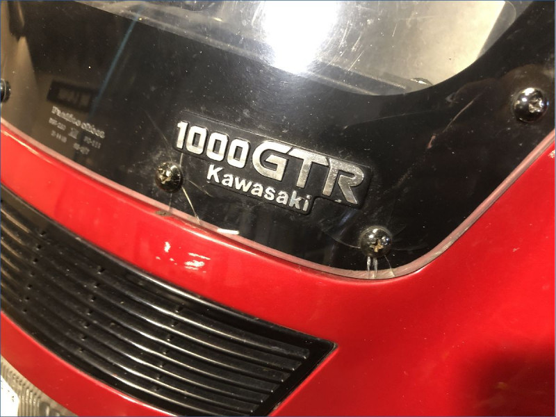 KAWASAKI 1000 GTR 