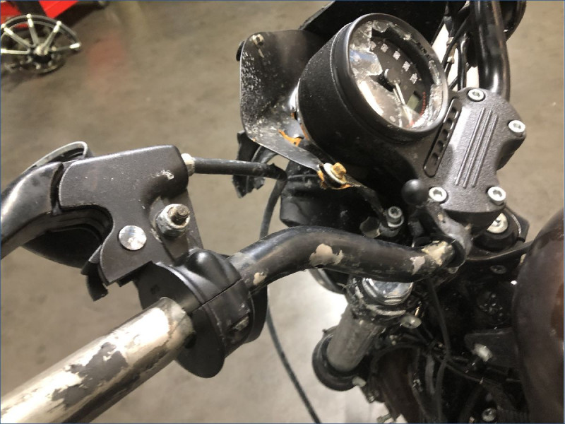 HARLEY-DAVIDSON 883 XLN SPORTSTER 