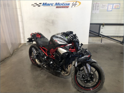 KAWASAKI Z900 A2