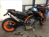 KTM 890 DUKE R