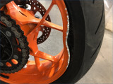 KTM 890 DUKE R