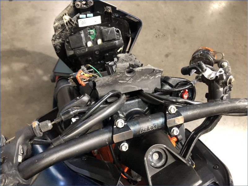 KTM 890 DUKE R