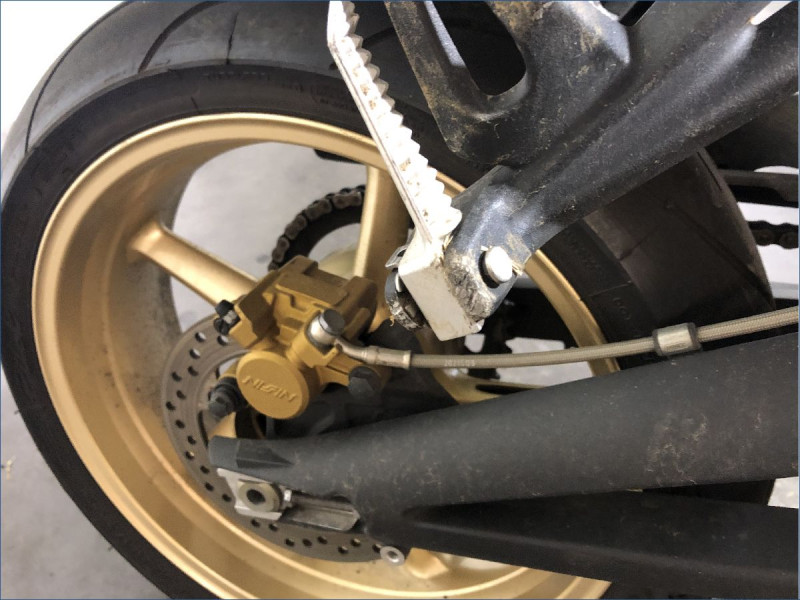 TRIUMPH 675 STREET TRIPLE R ABS