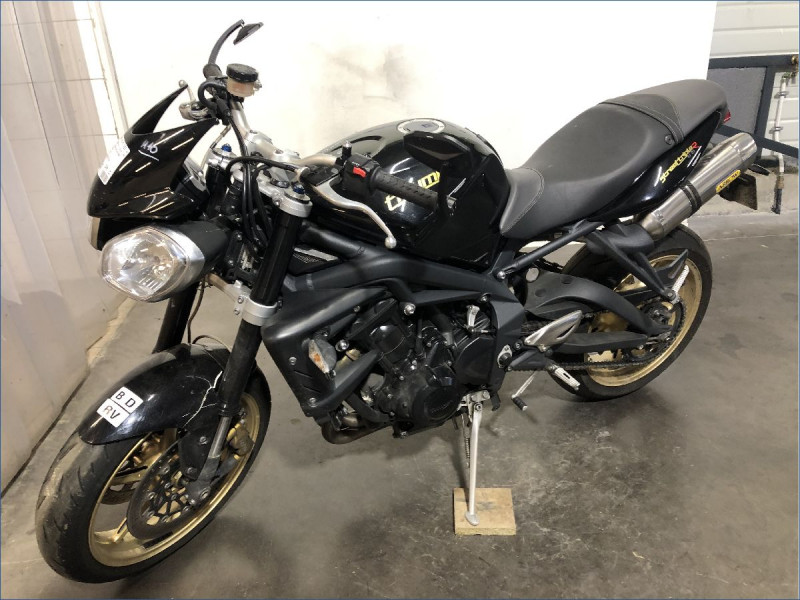 TRIUMPH 675 STREET TRIPLE R ABS