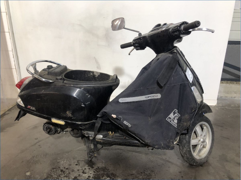 PIAGGIO 50 VESPA LX