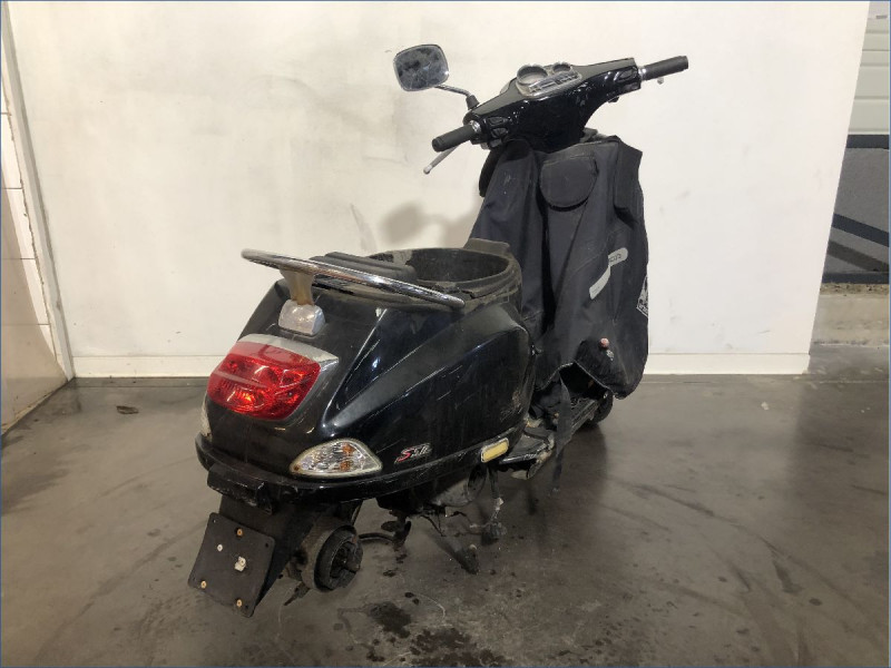PIAGGIO 50 VESPA LX