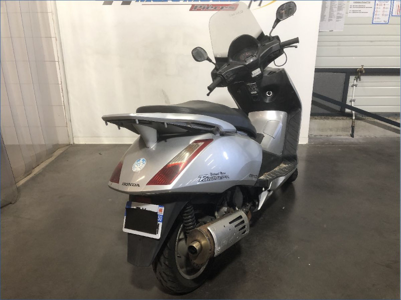 HONDA 125 PANTHEON 
