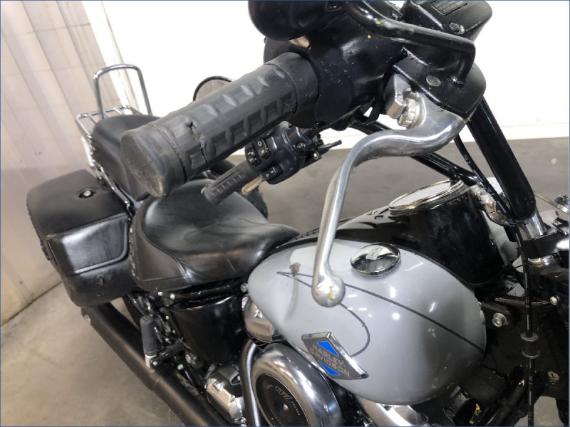 HARLEY-DAVIDSON 1920 SOFTAIL HERITAGE CLASSIC 