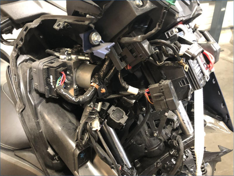 YAMAHA 400 XMAX 
