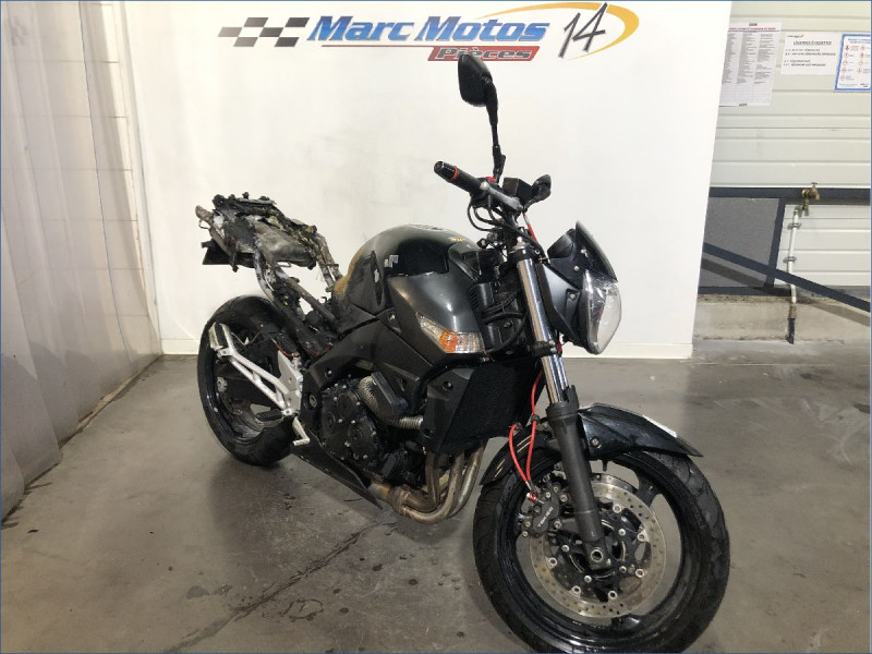 SUZUKI 600 GSR 